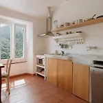 Il Castagno Apartment *